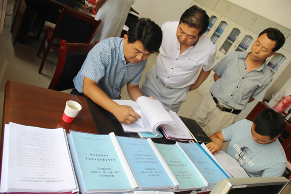 市交通運(yùn)輸局黨組書記、局長(zhǎng)馬潤(rùn)同志對(duì)隴運(yùn)集團(tuán)公司全面從嚴(yán)治黨及黨風(fēng)廉政建設(shè)進(jìn)行專題調(diào)研